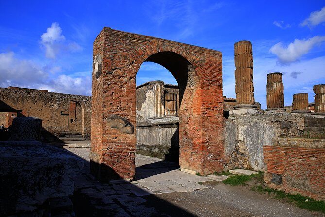 VIP Pompeii Tour including Newly Opened Houses With Archaeologist - Meet at Porta Marina: Mobile Tickets, Passport, and Packing Notes That Actually Help
