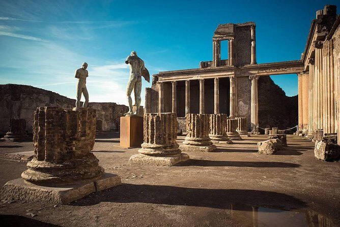 Visit Pompeii with an expert professional guide (2/3 hours) - Stop 2: limoncello tasting and Pompeii crafts in 30 minutes